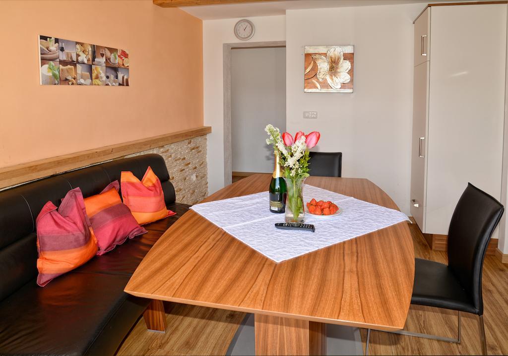 Hotel Haus Gabriela Itter Zimmer foto