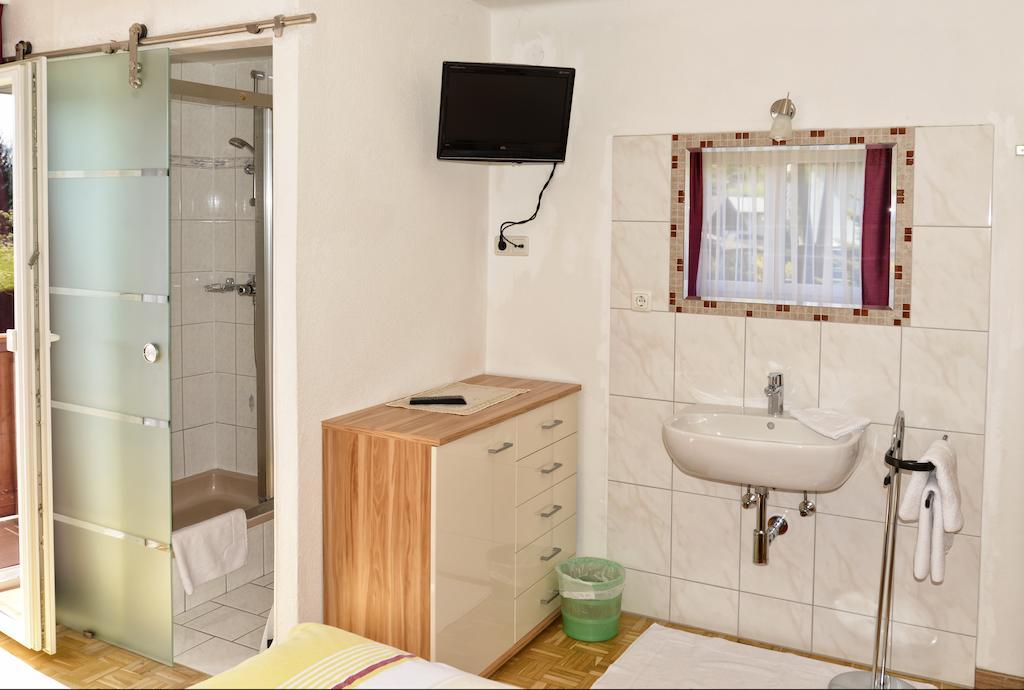 Hotel Haus Gabriela Itter Zimmer foto